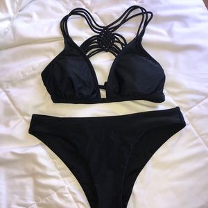 BLACK BIKINI SET